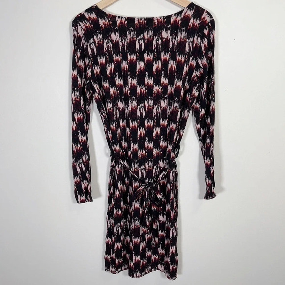 ICHI | BELTED  MARLENE DRESS - Picture 14 of 14